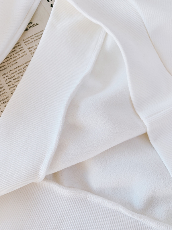 ブランドパーカー角部分ディテール